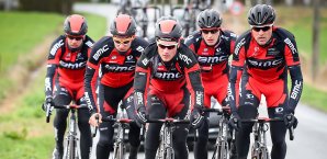 BMC hat das Mannschaftszeitrennen der Spanien-Rundfahrt gewonnen BMC