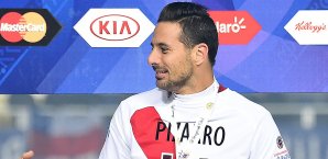 Ex-Bayern-Stürmer Claudio Pizarro ist weiter auf Vereinssuche Claudio Pizarro