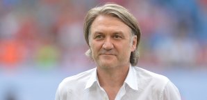 Dietmar Beiersdorfer übt Druck auf Peter Knäbel aus Dietmar Beiersdorfer