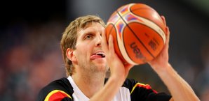 Dirk Nowitzki will seine Leistungen noch verbessern Dirk Nowitzki