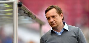 Horst Heldt hat die Meldungen um einen Draxler-Abgang dementiert Horst Heldt
