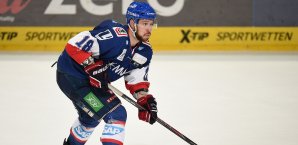 Kai Hospelt und die Adler Mannheim sind mit einer Niederlage in die CHL gestartet Kai Hospelt