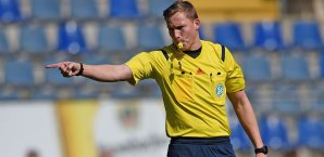 Martin Petersen wurde bei der Partie zwischen Osnabrück und Leipzig von einem Feuerzeug getroffen Martin Petersen
