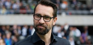 Michael Preetz zeigte sich nach der Bus-Attacke erleichtert Michael Preetz