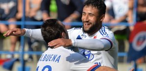 Nabil Fekir schoss Caen mit seinem Hattrick im Alleingang ab Nabil Fekir