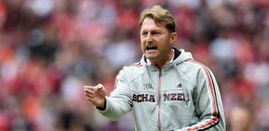 Ralph Hasenhüttl hat sich bereits auf einen Keeper festgelegt, verraten aber will er noch nichts Ralph Hasenhüttl
