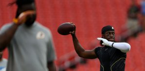 Robert Griffin III steht vor der neuen Saison mächtig unter Druck Robert Griffin III, NFL