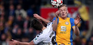Saulo Decarli (r.) muss gegen Leipzig passen Saulo Decarli