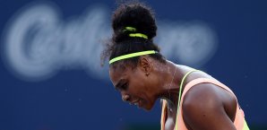 Serena Williams musste eine überraschende Niederlage verkraften Serena Williams
