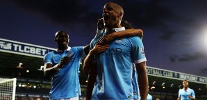 Vncent Kompany sorgte schon früh für die entgültige Entscheidung Vincent Kompany