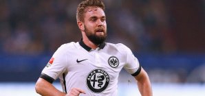 Marc Stendera steckt mit Frankfurt im Abstiegskampf Marc Stendera