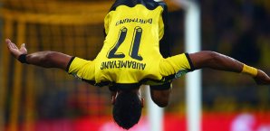 Der Salto nach seinen Toren könnte für Aubameyang bald ausfallen Aubameyang