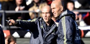 David Bettoni steht Jungtrainer Zinedine Zidane bei Fragen zur Verfügung David Bettoni