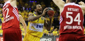 Dru Joyce kommt in 277 auf 1322 Assists Dru Joyce