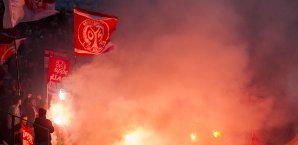 Bengalische Feuer sind in Fußballstadien verboten FSV Mainz 05