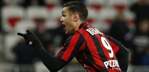 Bald gelb-schwarz statt rot-schwarz? Hatem Ben Arfa von OSG Nizza Hatem Ben Arfa