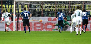 In der 95. Minute verwandelte Domenico Berardi den entscheidenden Elfmeter Inter, Sassuolo
