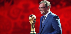 Jerome Valcke soll sich beim Ticketverkauf für WM-Endrunden persönlich bereichert haben Jerome Valcke