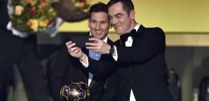 Barcas Lionel Messi ist ein beliebter Selfie-Partner Lionel Messi