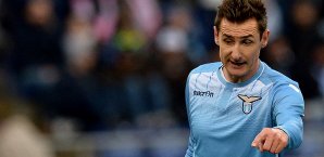Miroslav Klose und Lazio fordern die Fiorentina heraus Miroslav Klose