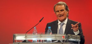 Trotz des Zwists stehen Overath beim FC Köln alle Türen offen Overath