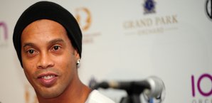 Ronaldinho stand bereits in der Vergangenheit vor einem Wechsel in die Premier League Ronaldinho
