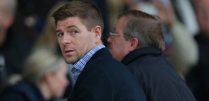 Steven Gerrard trainiert derzeit unter Jürgen Klopp mit Steven Gerrard