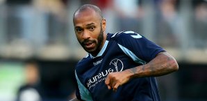 Thierry Henry bei einem Benefizspiel im September 2015 Thierry Henry