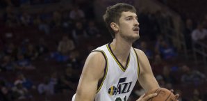 Auch Tibor Pleiß und seine Utah Jazz sind von den Spielabsagen betroffen Tibor Pleiß