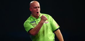Michael van Gerwen deklassierte Weltmeister Gary Anderson Michael van Gerwen