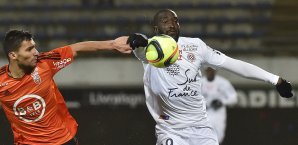 Sambou Yatabare (r.) hat mit Werder noch große Ziele Sambou Yatabare