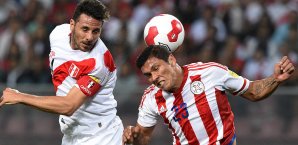 Claudio Pizarro wird auch weiterhin für Perus Nationalelf auflaufen Claudio Pizarro