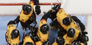 Die deutsche Frauen-Auswahl feierte gegen Frankreich den vierten Sieg im vierten Spiel DEB