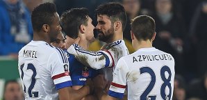 Diego Costa biss Gareth Barry in den Hals Diego Costa