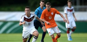 Donis Avdijaj (l.) hat sich letztlich gegen den DFB entschieden Donis Avdijaj