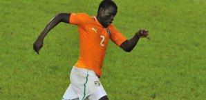 Eboue wurde vorläufig für ein Jahr gesperrt Emanuel Eboue