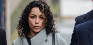 Chelseas ehemalige Mannschaftsärztin Eva Carneiro kämpft vor Gericht um eine Entschädigung Eva Carneiro
