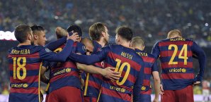 Durch das kongeniale Trio des FC Barcelona ziehen die Katalanen ins Viertelfinale ein FC Barcelona