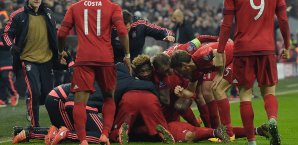 Der FC Bayern München dreht eine irre Partie gegen Juventus und zieht nach Verlängerung ins Viertelfinale ein FC Bayern München
