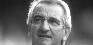 Hannes Löhr betritt für den 1. FC Köln zwischen 1964 und 1978 381 Bundesligaspiele Hannes Löhr