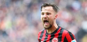 Haris Seferovic steckt mit Eintracht Frankfurt mitten im Abstiegskampf Haris Seferovic