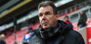 Heribert Bruchhagen gerät bei Eintracht Frankfurt unter Druck Heribert Bruchhagen