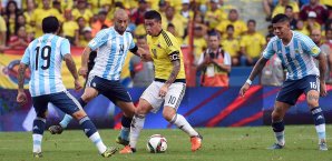James Rodriguez und seine kolumbianischen Kollegen könnten das gewohnte Gelb ablegen James Rodriguez, Kolumbien