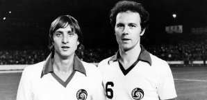 Johan Cruyff (l.) und Franz Beckenbauer pflegten eine Freunschaft Johan Cruyff