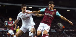 Jon Flanagan soll langfristig an der Anfield Road bleiben Jon Flanagan