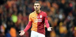Lukas Podolski könnte der Türkei bald wieder den Rücken kehren Lukas Podolski