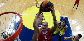 Maik Zirbes wechselte 2014 von Brose Baskets Bamberg zu Roter Stern Belgrad Maik Zirbes