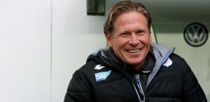 Markus Gisdol hält sich für ein Engagement bei Eintracht Frankfurt bedeckt Markus Gisdol