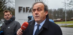 Michel Platini sieht möglichen Änderungen skeptisch gegenüber Michel Platini
