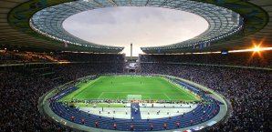 Das Olympiastadion ist die Heimat von Hertha BSC und das soll auch in den nächsten Jahren so bleiben Olympiastadion